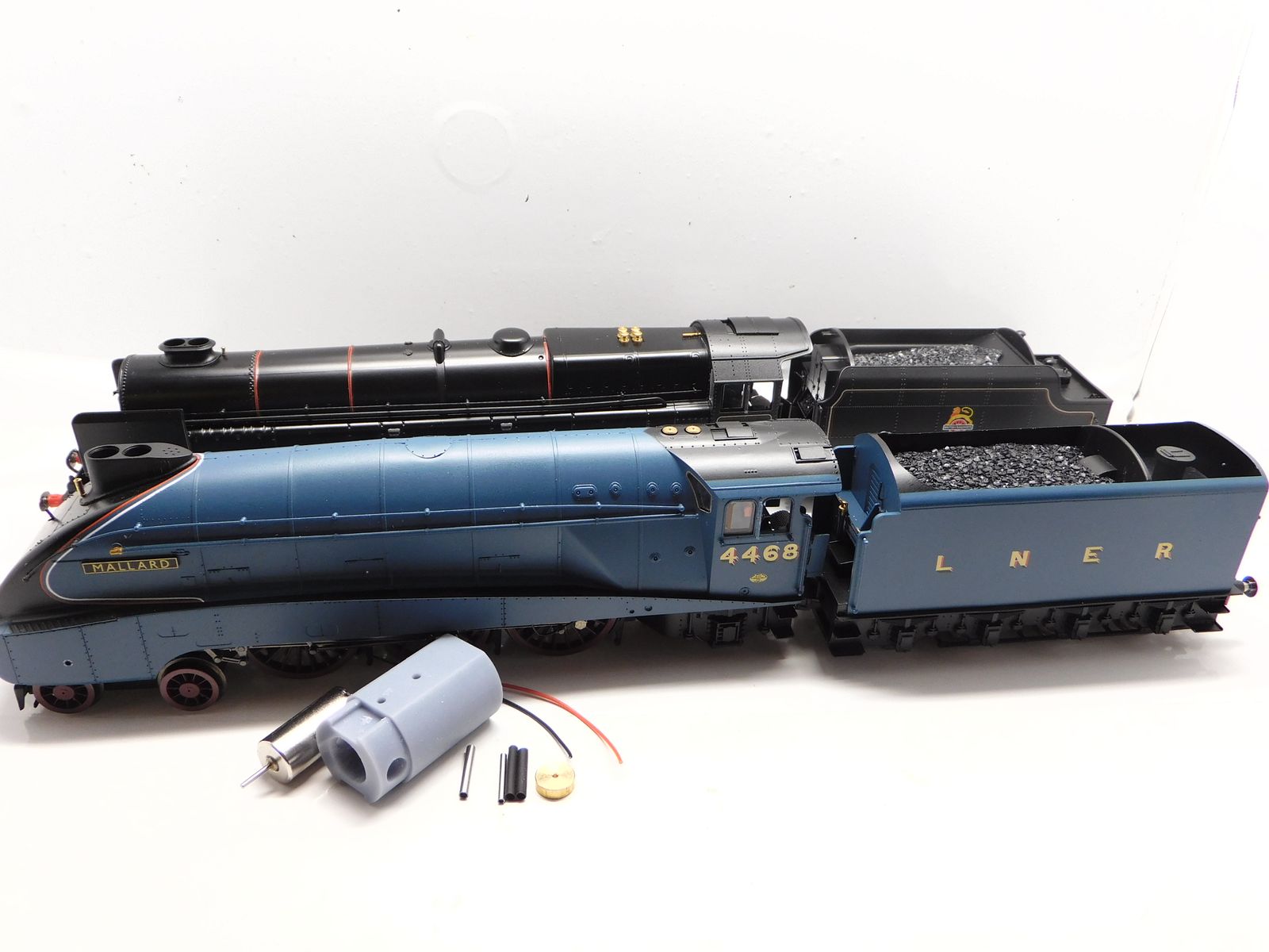 Micromotor.EU T009F – Ombouwmotor voor Hornby Class 08, Class 4P (Fowler), Class 4P (Stanier), Class 5 en Class 6P Patriot – Met vliegwiel – OO