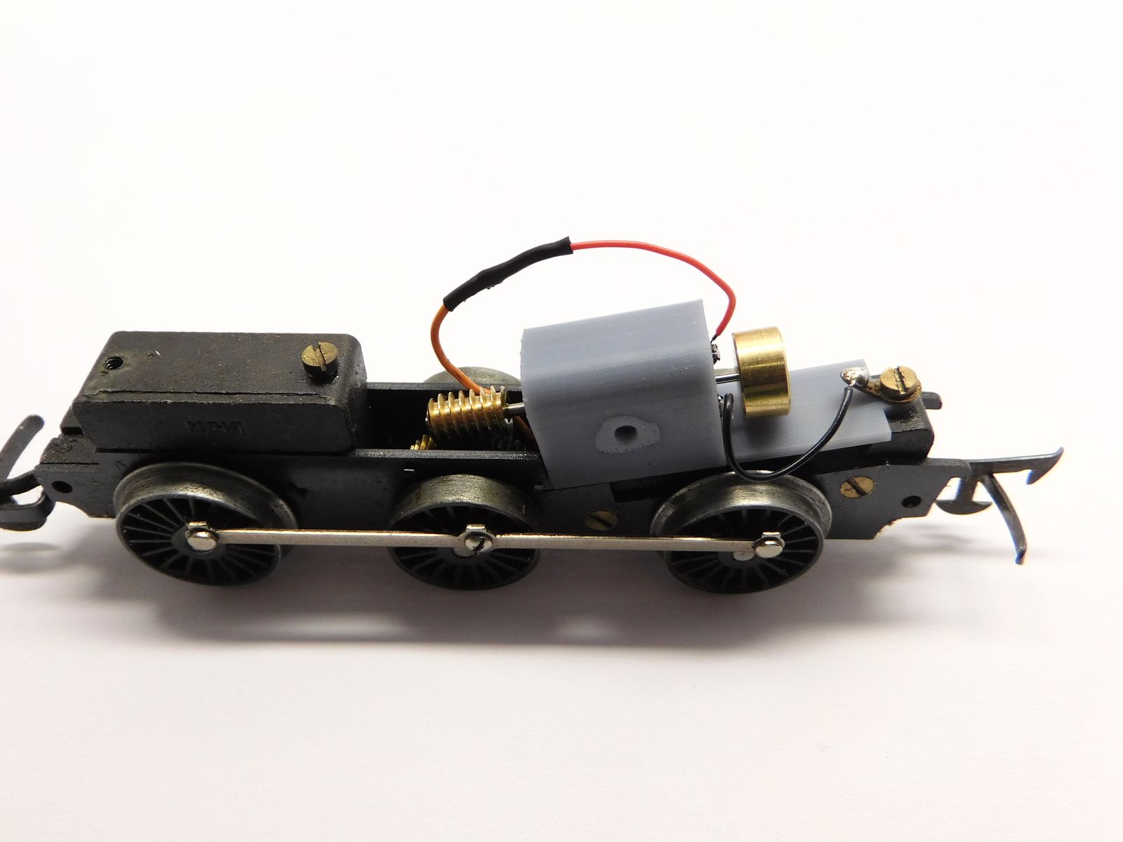 Micromotor.EU T010C – Ombouwmotor voor Hornby X04 – Met vliegwiel en wormwiel – OO
