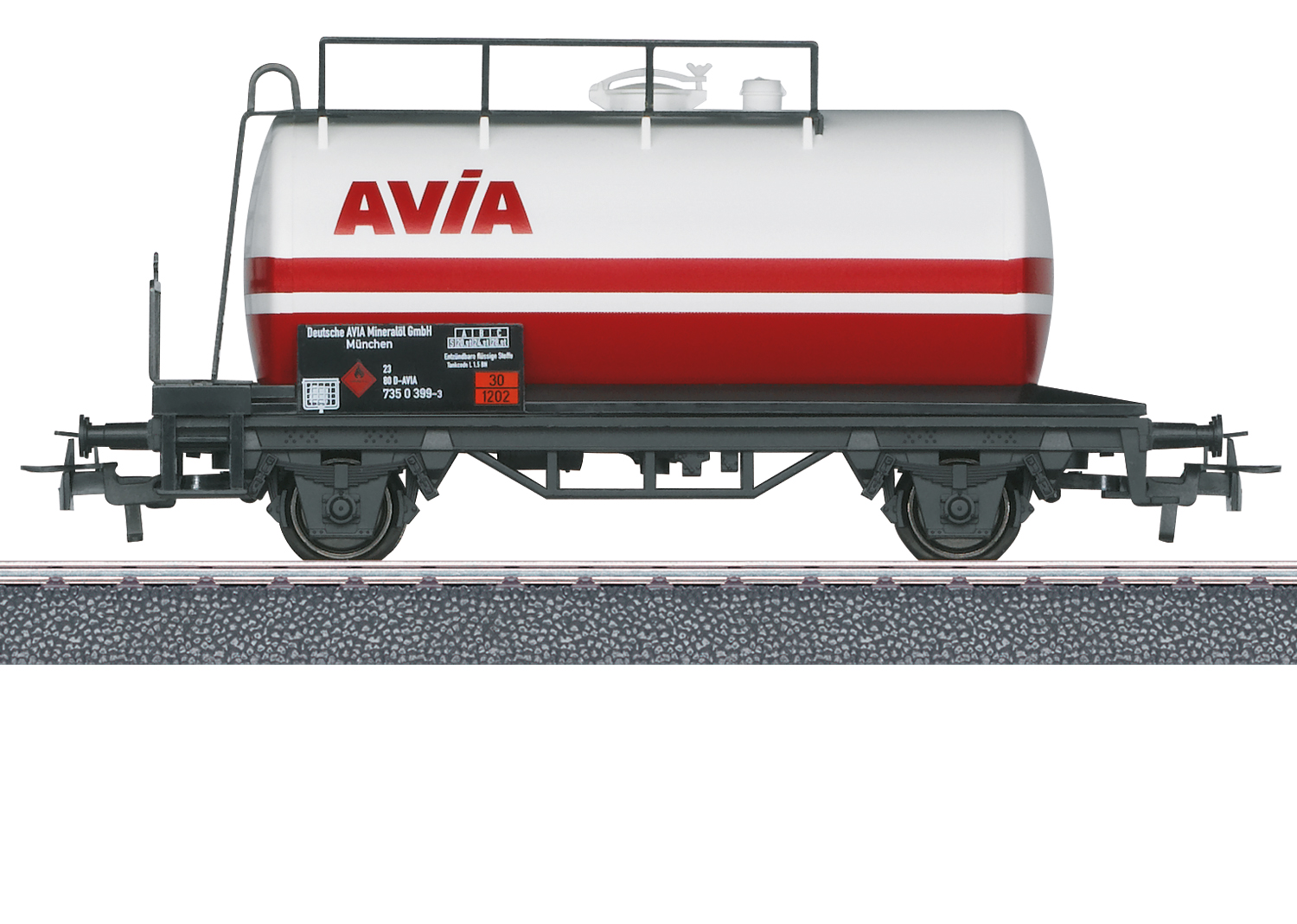 Mineralöl-Kesselwagen AVIA