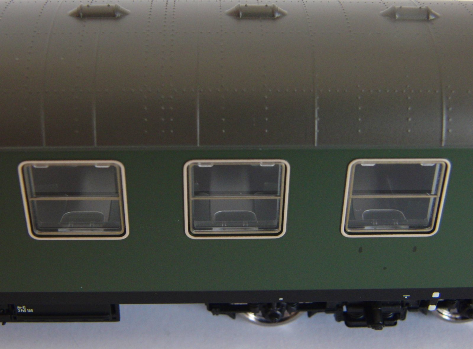 Mitteleinstiegswagen 2.Kl. Bym DB IV