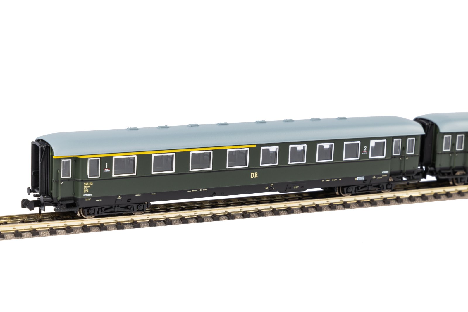 N-2er Set Schürzeneilzugwg. 1./2. Kl. + 2. Kl. DR III