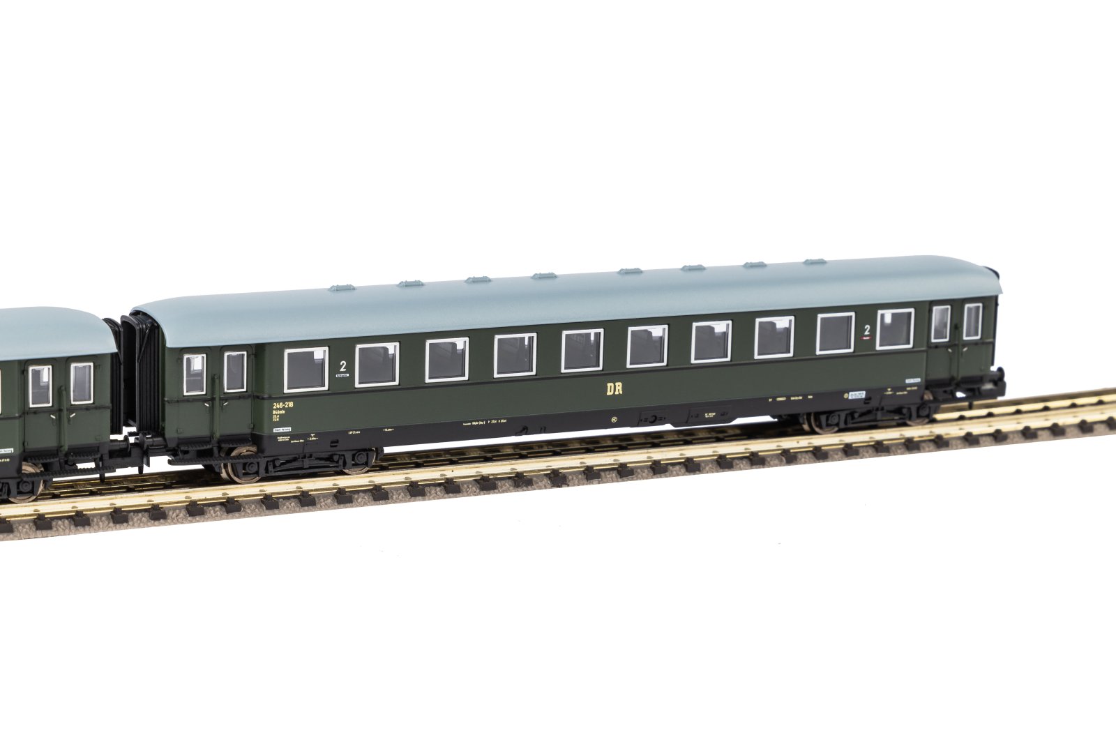 N-2er Set Schürzeneilzugwg. 1./2. Kl. + 2. Kl. DR III