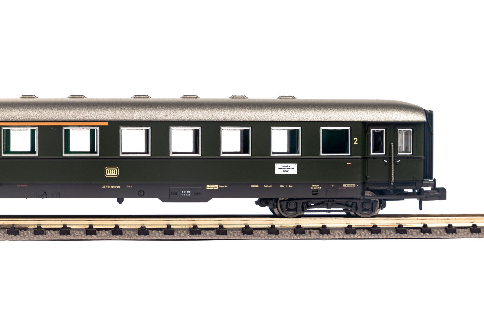 N-Schürzeneilzugwg. 1./2. Kl. DB III