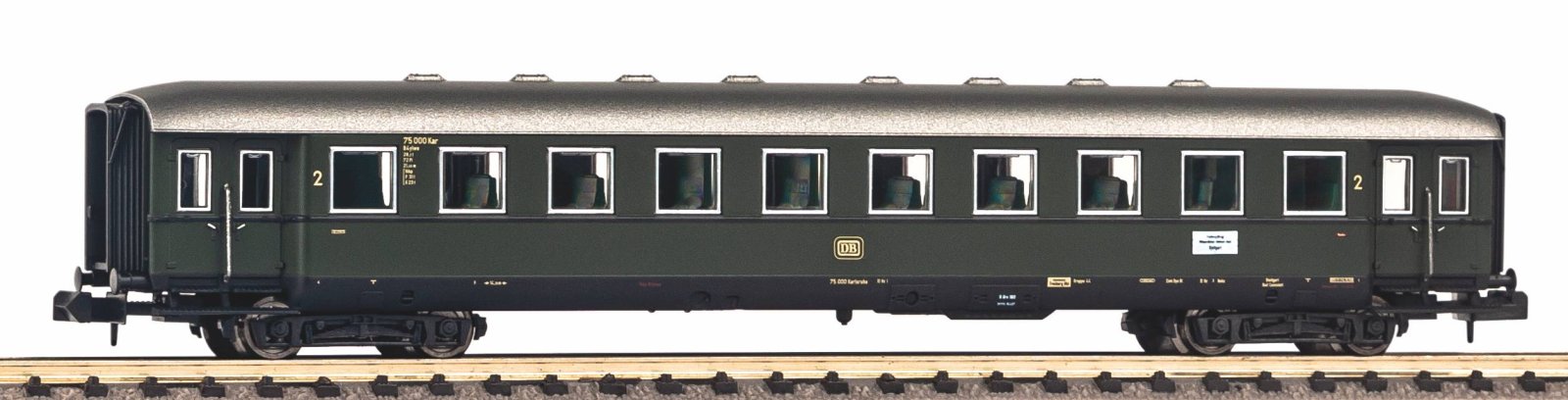 N-Schürzeneilzugwg. 2. Kl. DB III