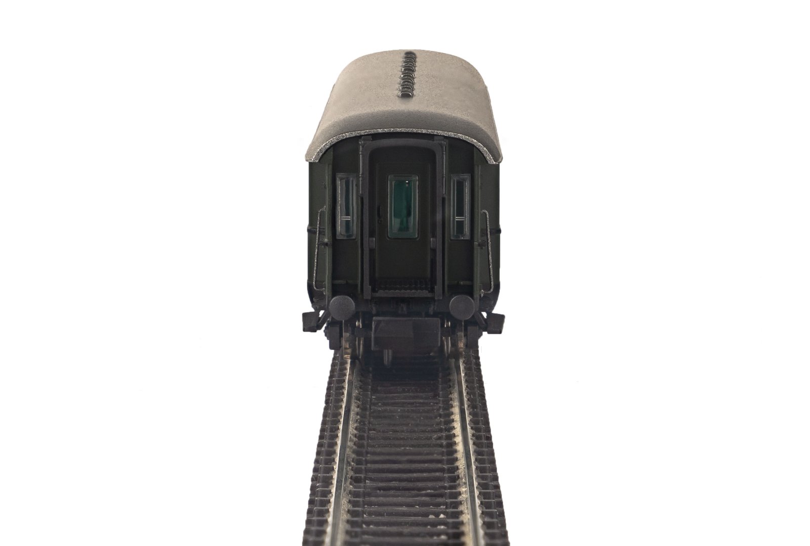 N-Schürzeneilzugwg. 2. Kl. DB III