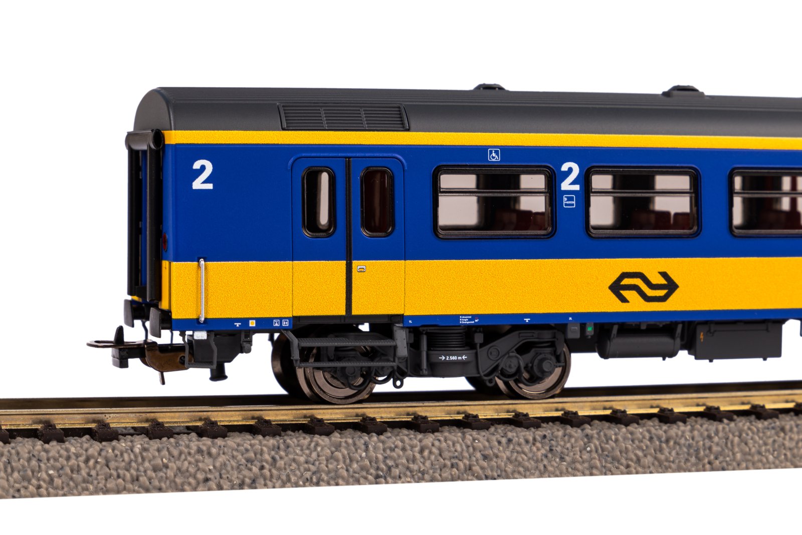 Personenwagen ICR 2. Kl. mit Gepäck NS IV