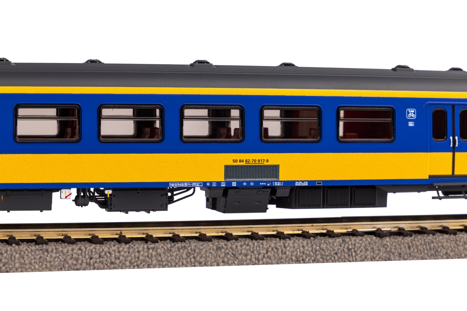 Personenwagen ICR 2. Kl. mit Gepäck NS IV