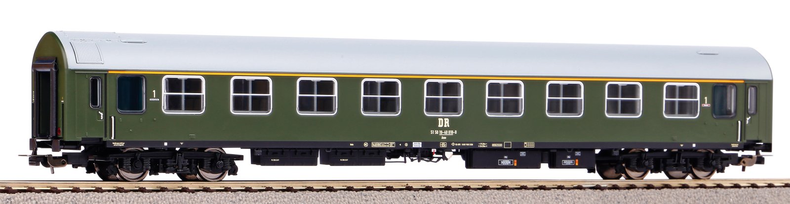 Personenwagen Y Ame`69 DR IV