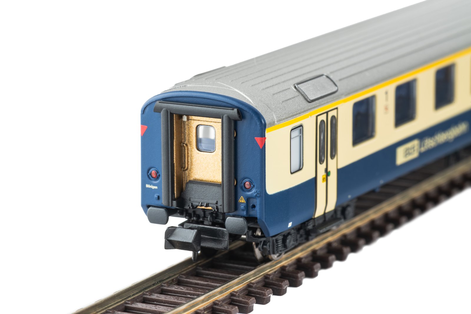 PIKO 94386 – BLS EW I 1e klas personenrijtuig met woordmerk en buitendraaideuren – Tijdperk V – N