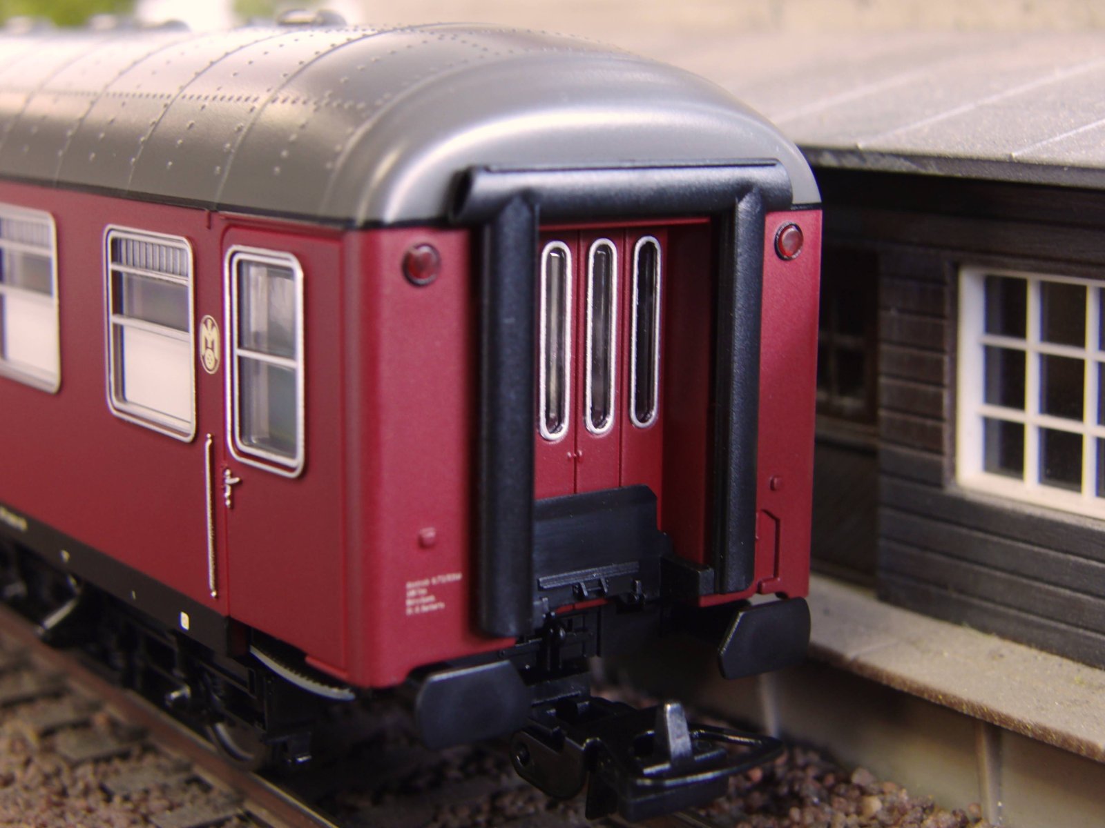 Schnellzug-Halbspeisewg. ARm216 DB IV