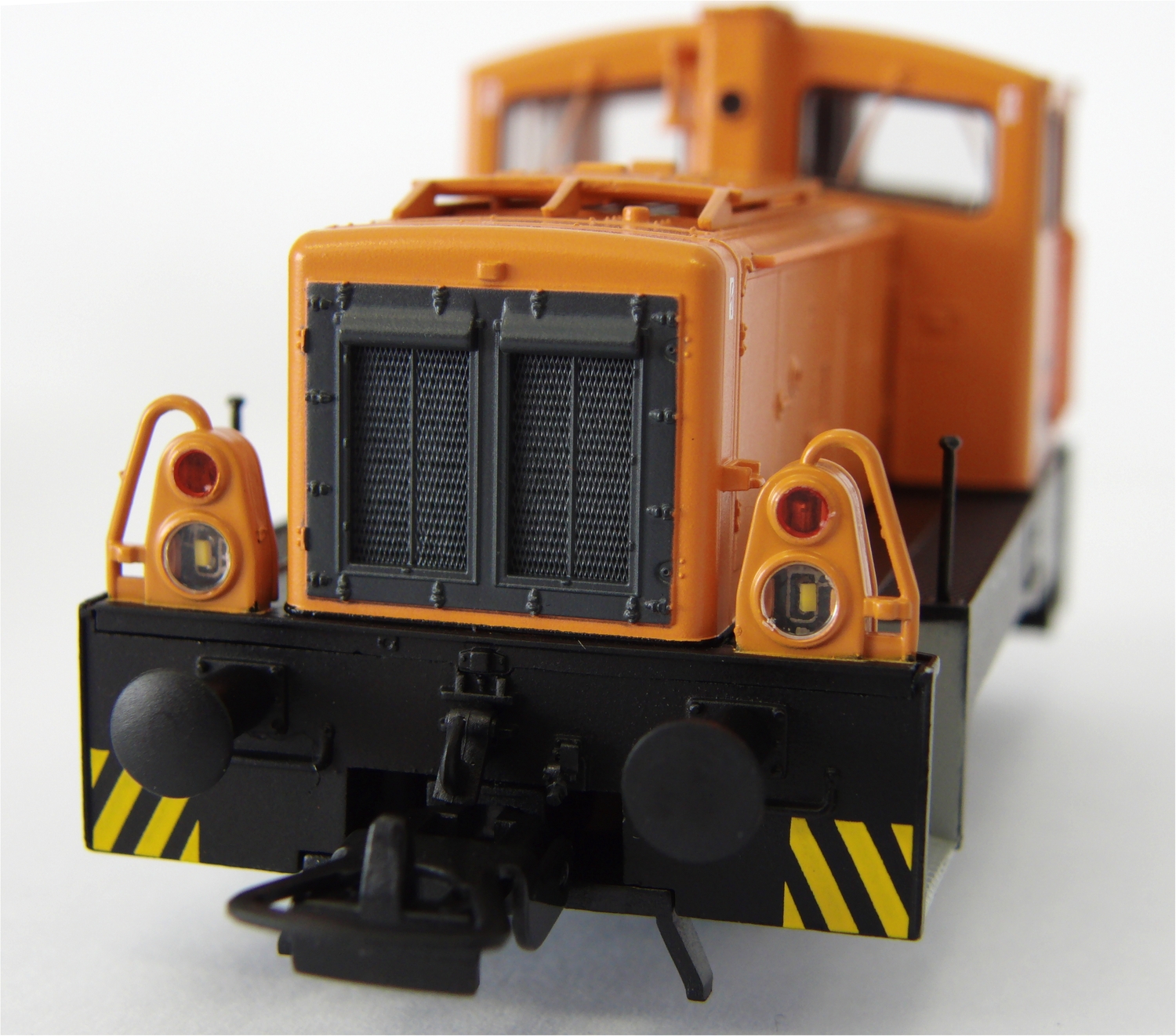 ~Soundlok/ Diesellok BR 102 DR IV, orange