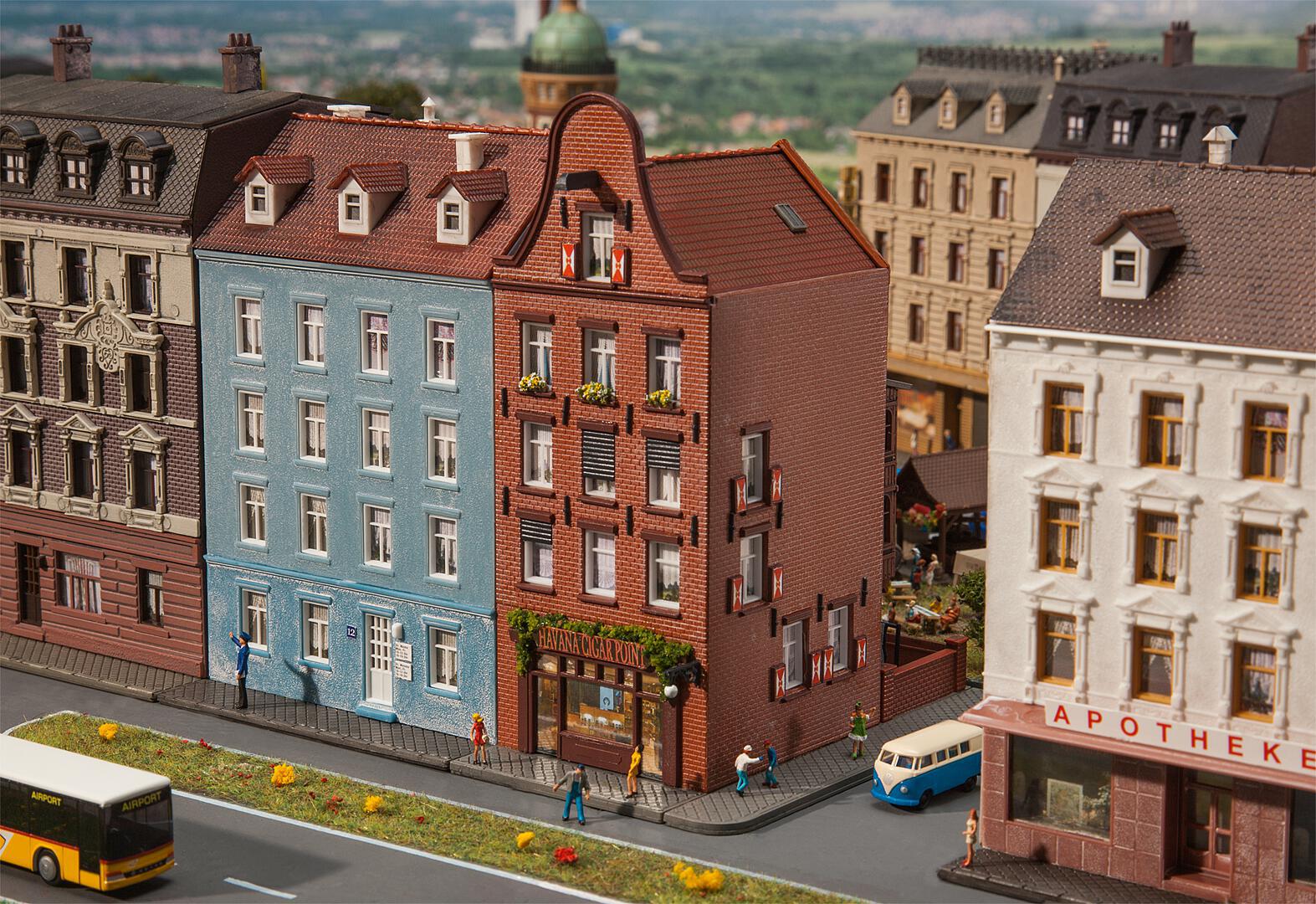 Stadhuis Met Sigarenwinkel