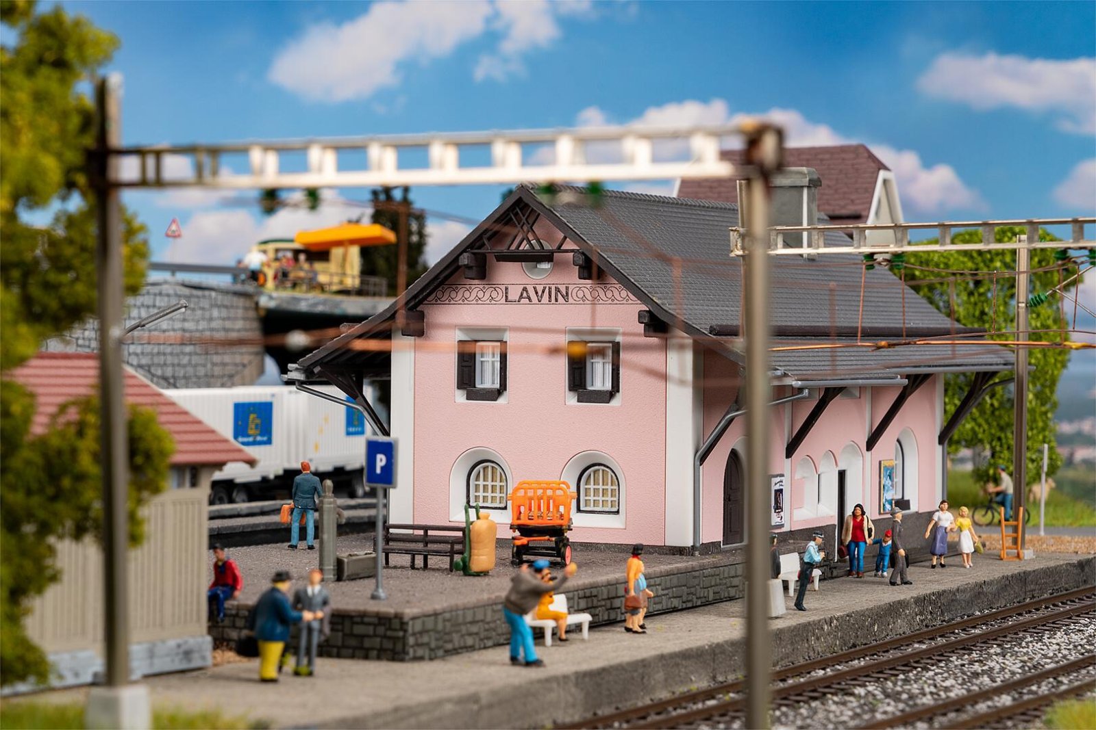 Station Lavin