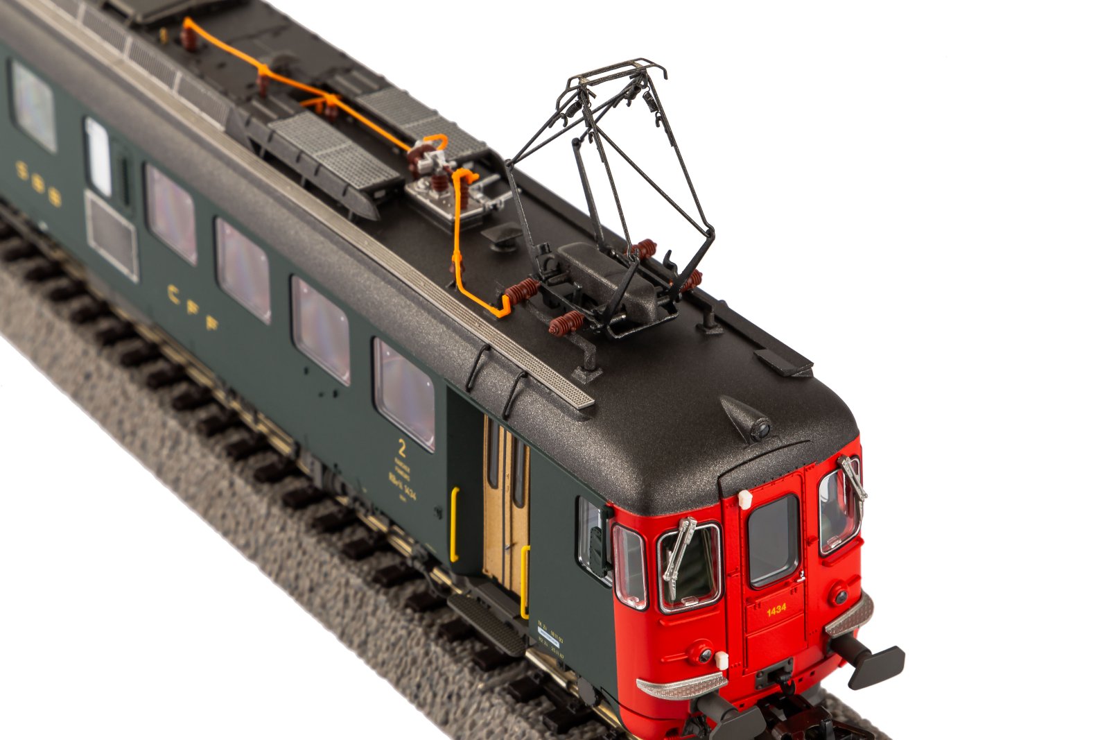 Triebzug RBe 4/4 2.Serie grün, alte Schrift SBB IV + DSS PluX22