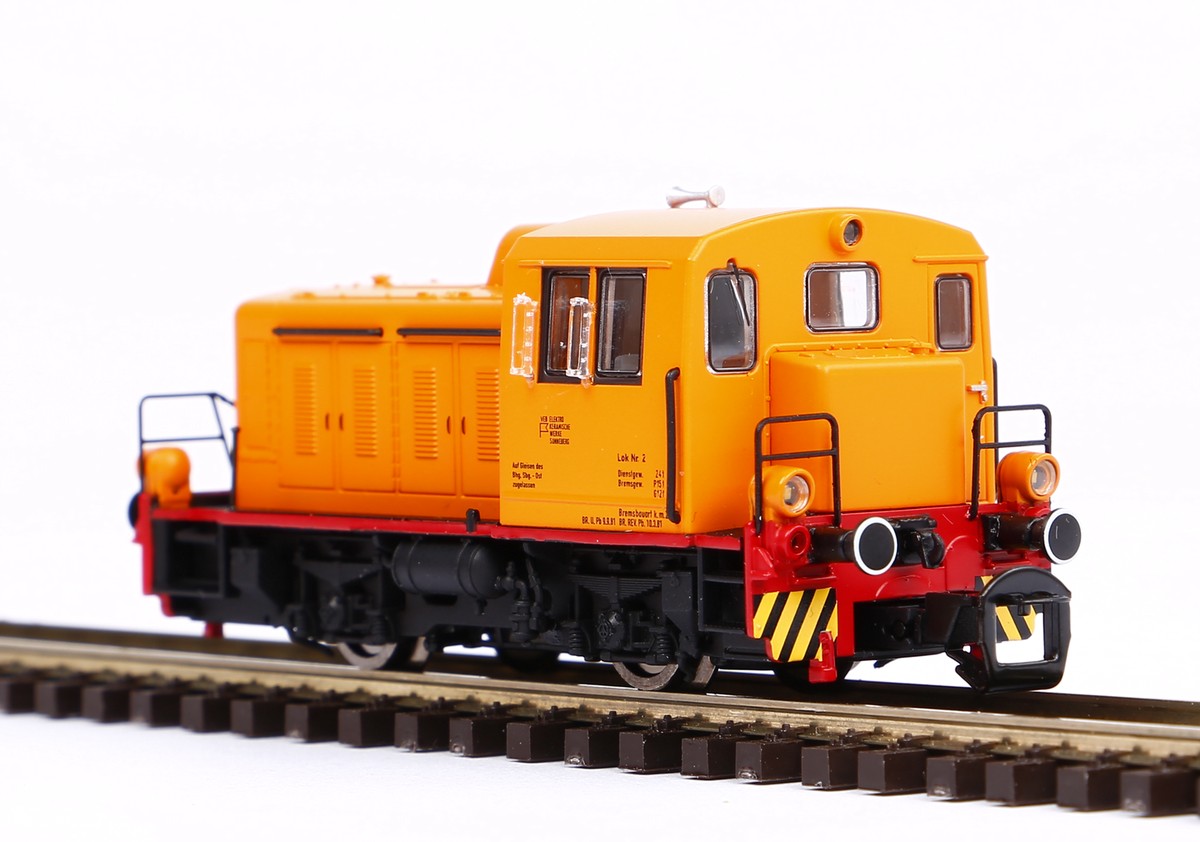 TT-Diesellok TGK2 Kaluga Sonneberg IV + DSS Next18