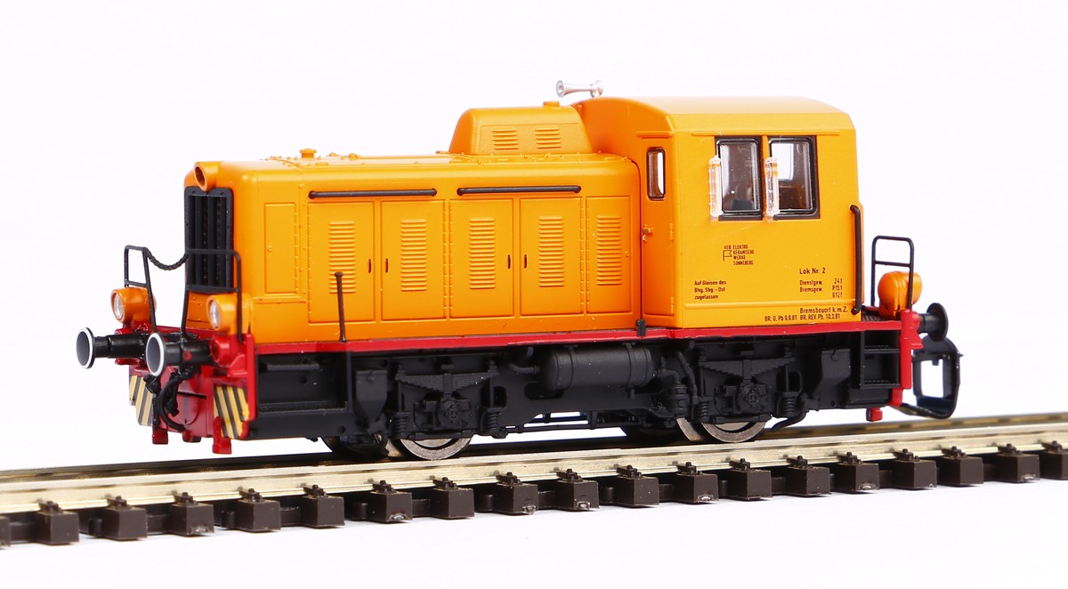 TT-Diesellok TGK2 Kaluga Sonneberg IV + DSS Next18