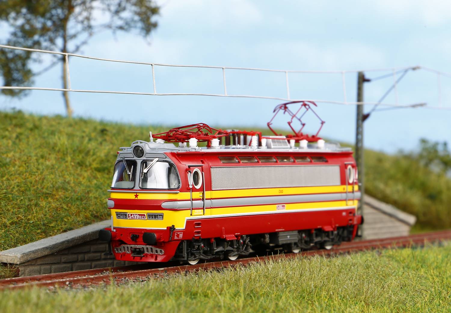TT-E-Lok BR S499 CSD IV+DSS Next18
