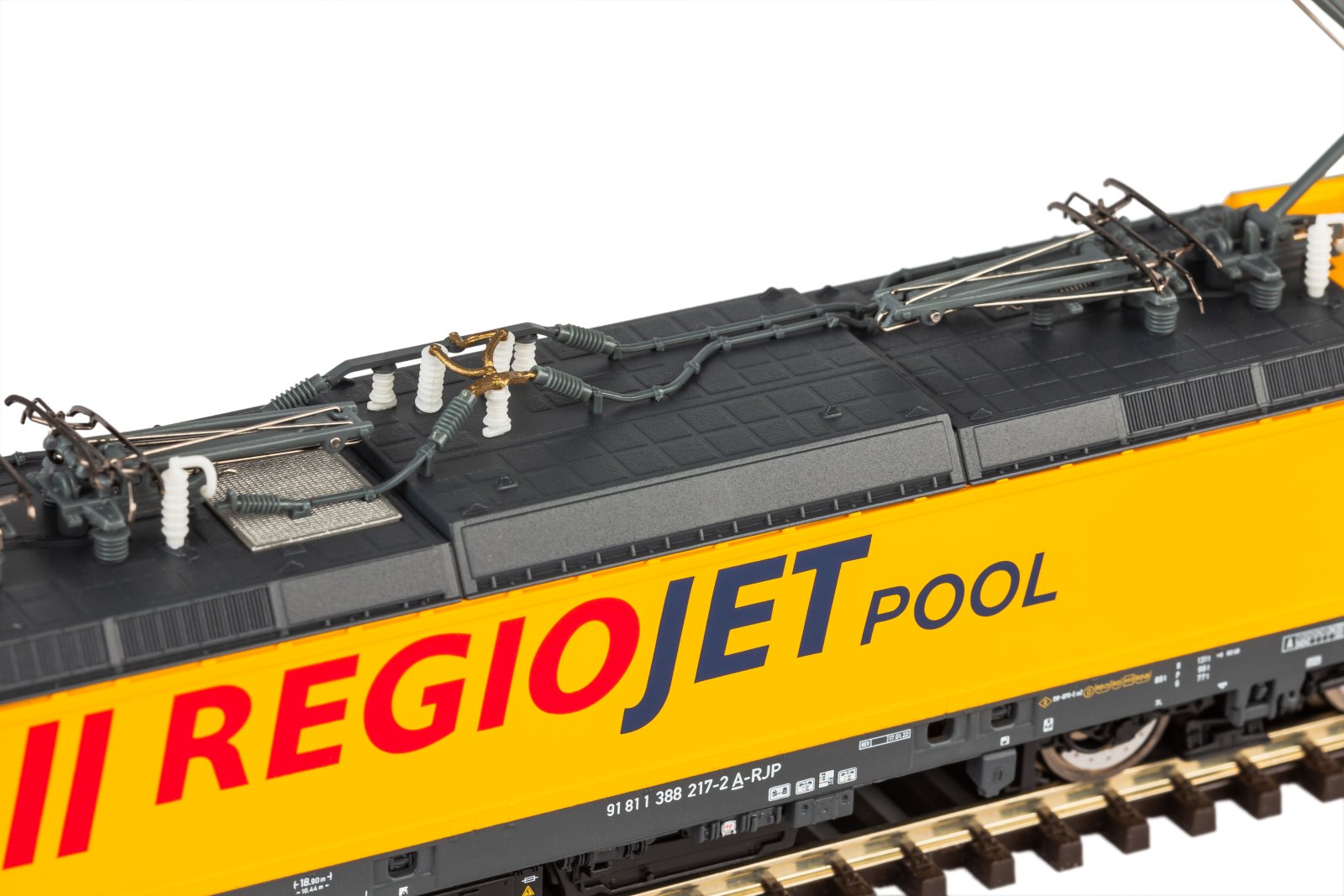 TT-E-Lok/Sound BR 388 Regiojet VI + PluX22 Dec.