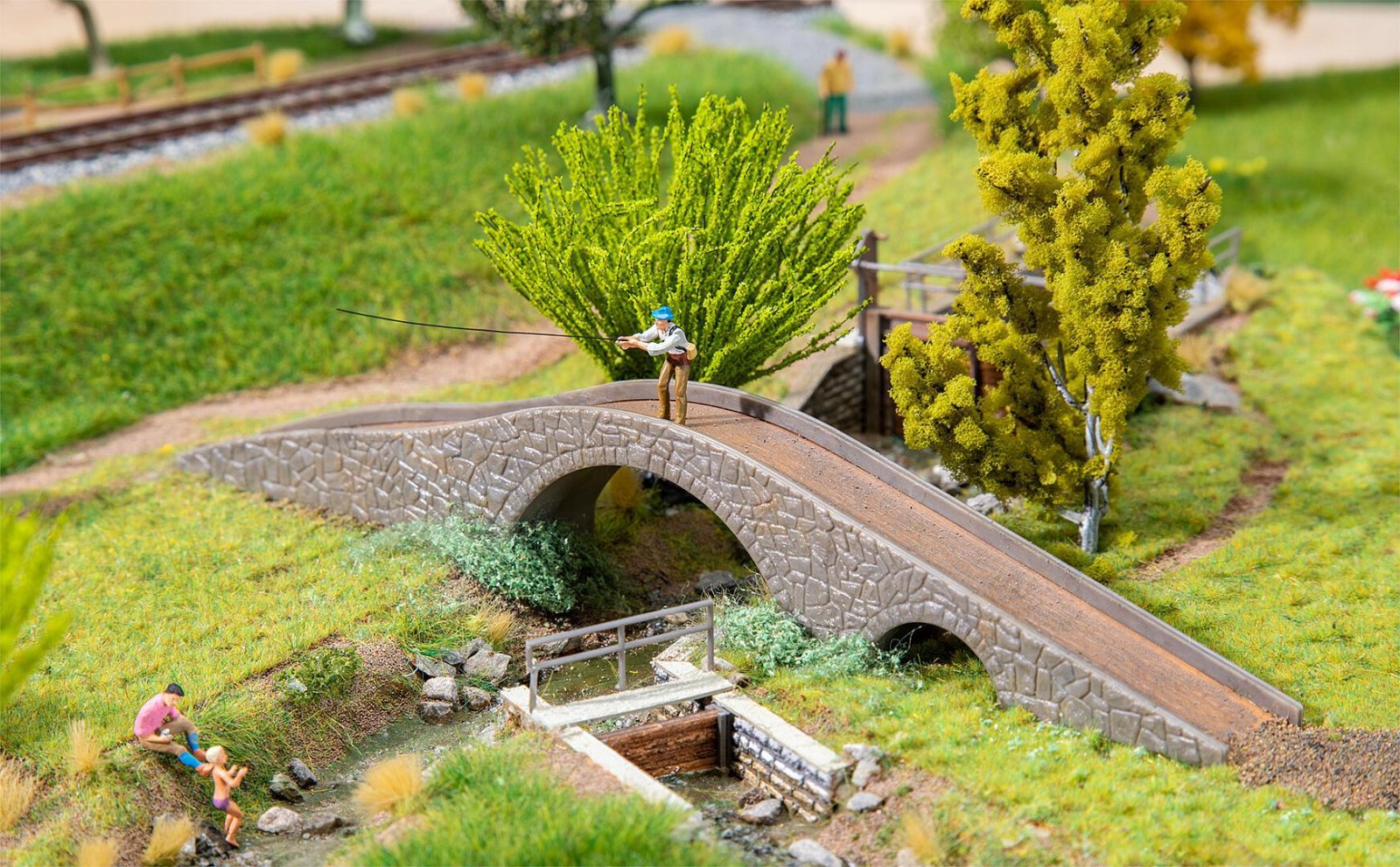 Voetgangersbruggen 2 St.