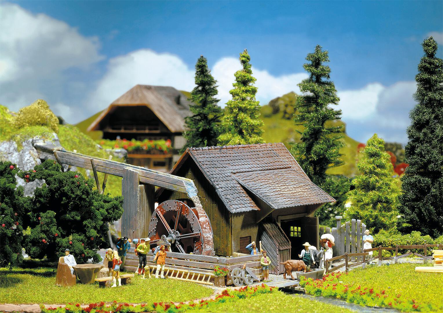 Watermolen Met Pomp
