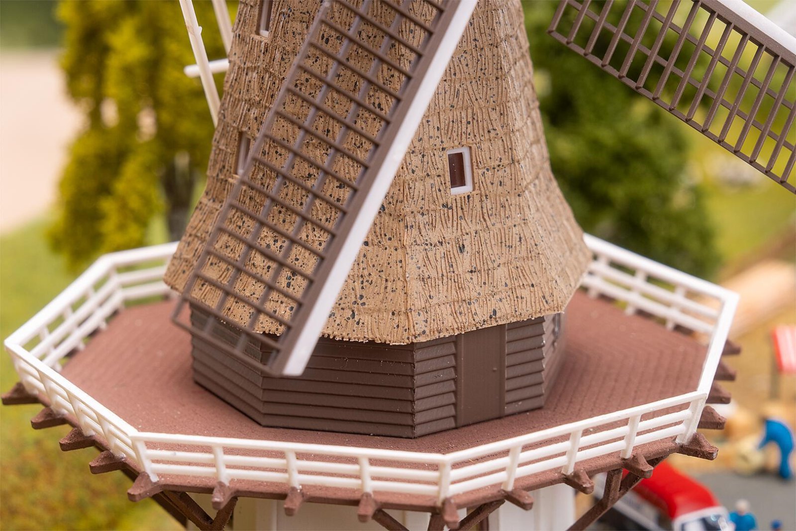 Windmühle Mit Putzsockel