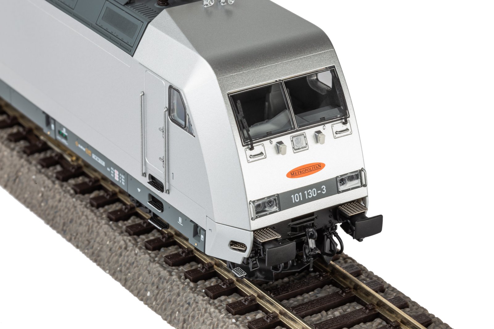 Zugset/Sound Metropolitan BR 101 + 2 Personenwg. + Steuerwg. DB AG V