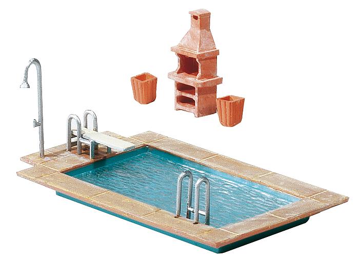 Zwembad En Tuinhuisje