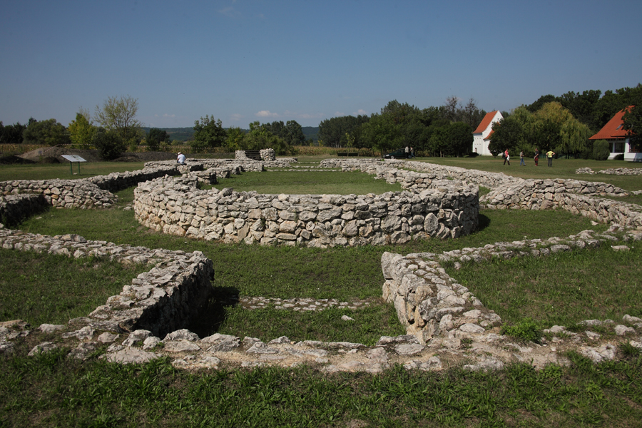 http://muemlekem.hu/images/magazin/20140302pannonarcheologia/3.jpg