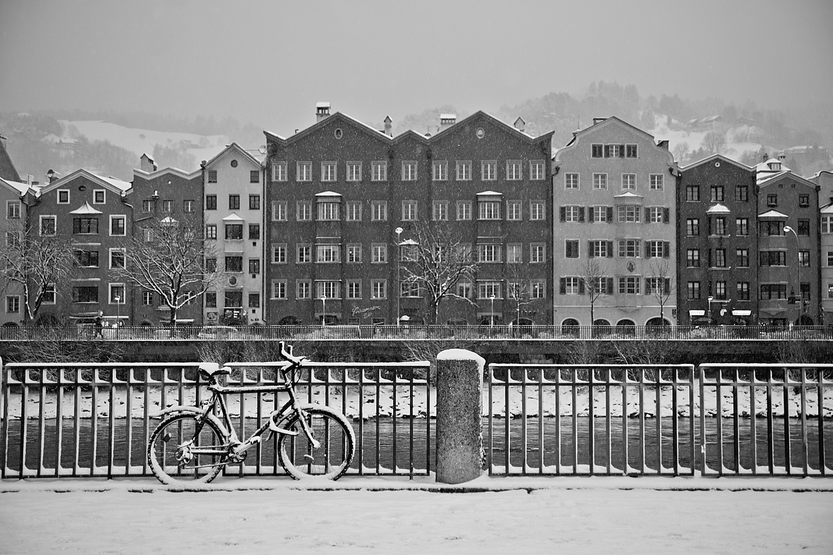 Kontúr