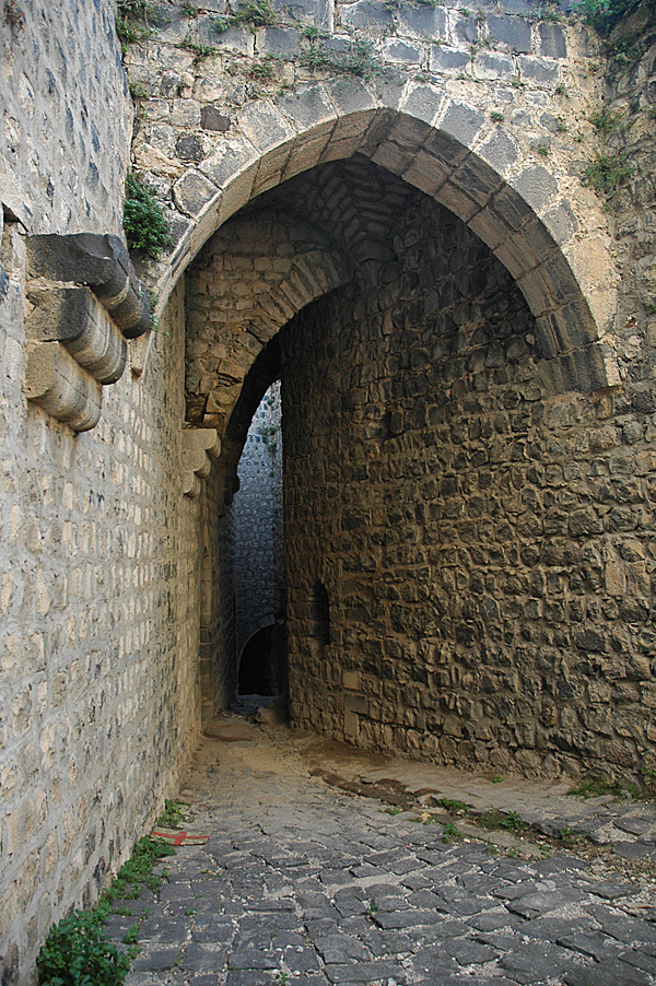http://www.muemlekem.hu/images/magazin/20110602visegradmargat/010.jpg