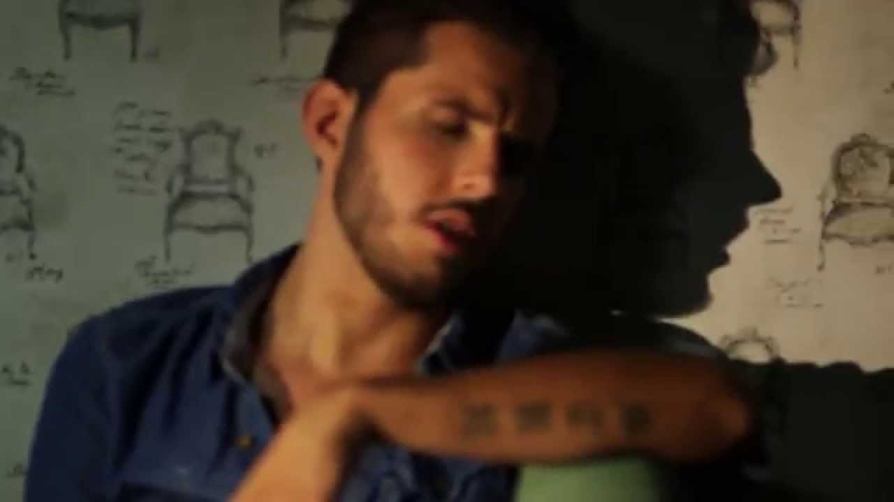 Σταύρος Κρητικός – “Νύχτες βαριές” (Video) Σταύρος Κρητικός – “Νύχτες βαριές” (Video)