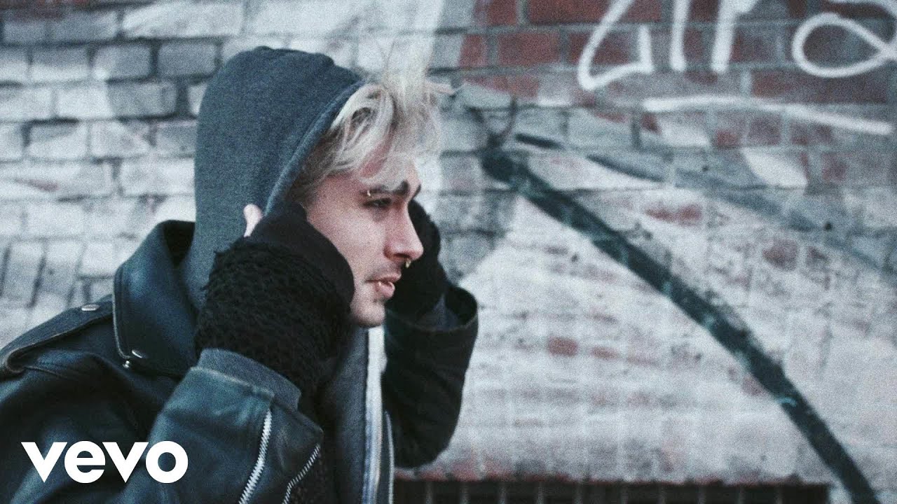 Tokio Hotel “Feel It All” (Video Premiere) Tokio Hotel “Feel It All” (Video Premiere)