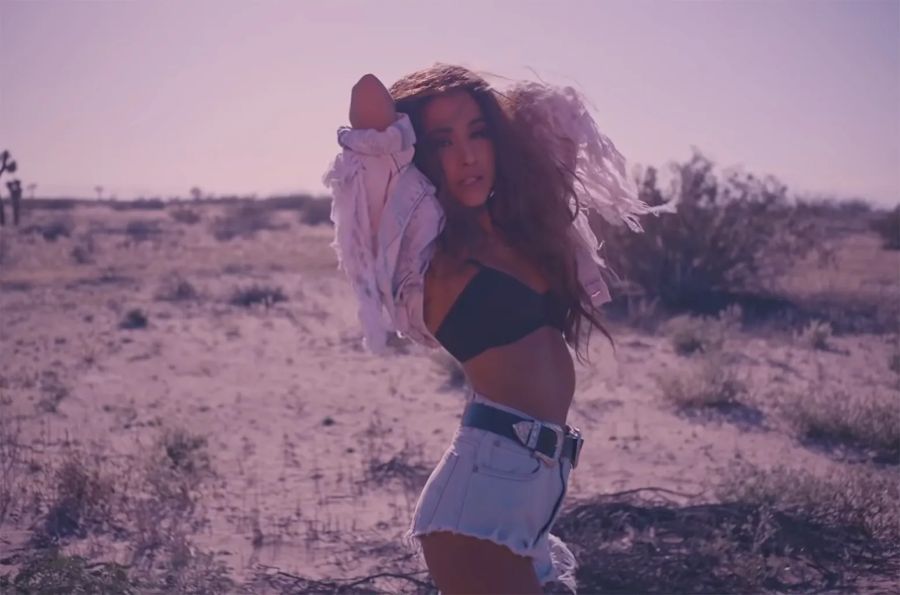 ariana-grande-into-you