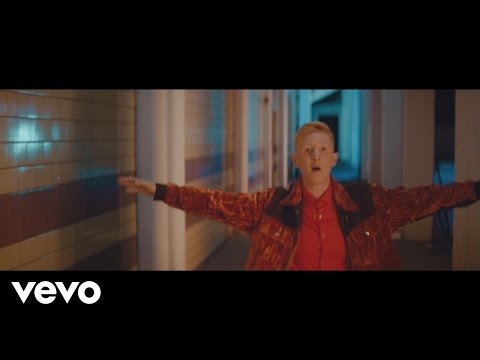 Nimmo “Dancing Makes Us Brave” | Video Premiere Nimmo “Dancing Makes Us Brave” | Video Premiere