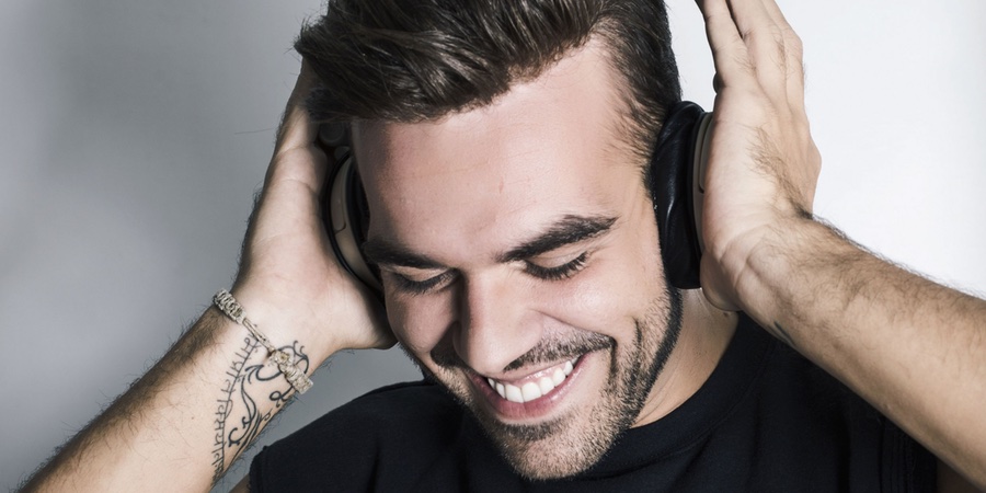 Edu Morlans “Yo te regalo” | Single Premiere Edu Morlans “Yo te regalo” | Single Premiere