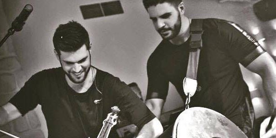 Droulias Brothers: Συνεχίζουν ακάθεκτοι τις μουσικές Κυριακές τους (foto) Droulias Brothers: Συνεχίζουν ακάθεκτοι τις μουσικές Κυριακές τους (foto)