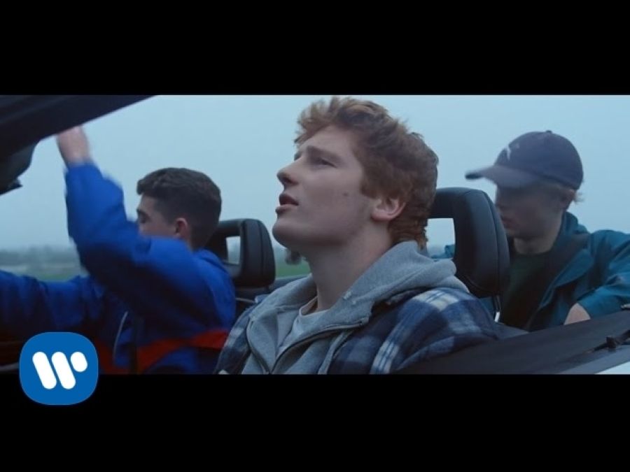 Ed Sheeran “Castle On the Hill” | Video Premiere Ed Sheeran-Castle On the Hill