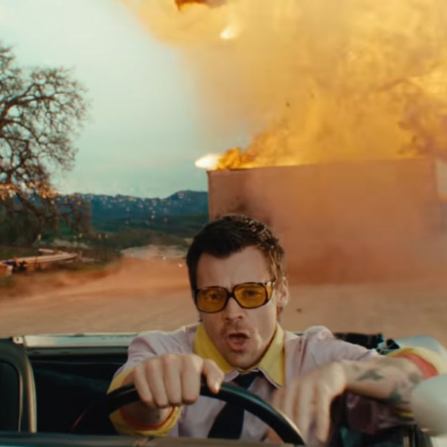 Harry Styles: Η μεγάλη επιστροφή με το καλοκαιρινό anthem “American Girls” Harry Styles - American Girls