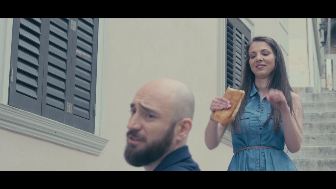 Κόμης Χ “Μαζί” | Video Premiere Κόμης Χ “Μαζί” | Video Premiere