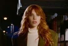 Carly Rae Jepsen – «Versailles»: Μια pop απόδραση στις Βερσαλλίες Carly Rae Jepsen-Versailles