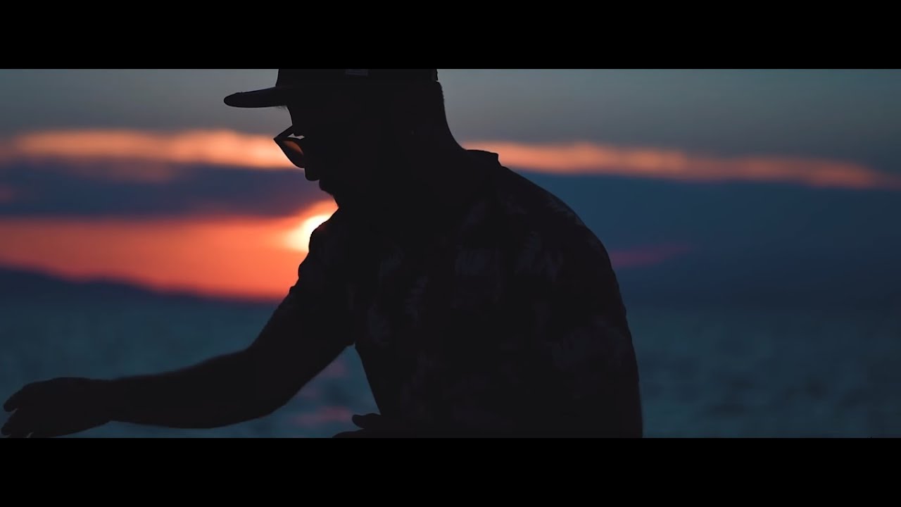 Deejay Nic The Band | Το καλοκαιρινό τους videoclip “Under The Sky” που πρωταγωνιστεί η Μαρτίνα Δημοπούλου Deejay Nic The Band | Το καλοκαιρινό τους videoclip “Under The Sky” που πρωταγωνιστεί η Μαρτίνα Δημοπούλου