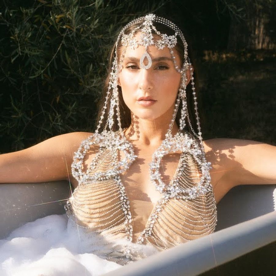 Evangelia “Diamond Baby” | Video Evangelia-Diamond Baby