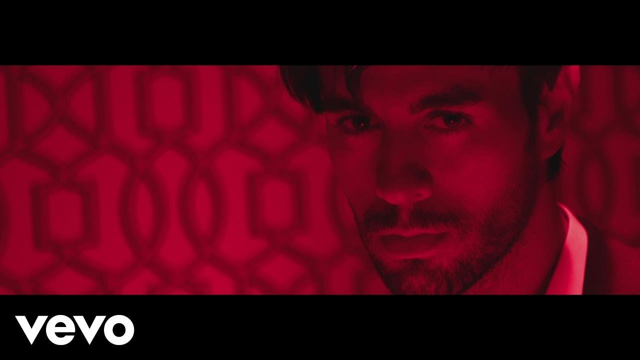 Enrique Iglesias feat. Bad Bunny “El Bano” | Video Premiere Enrique Iglesias feat. Bad Bunny “El Bano” | Video Premiere