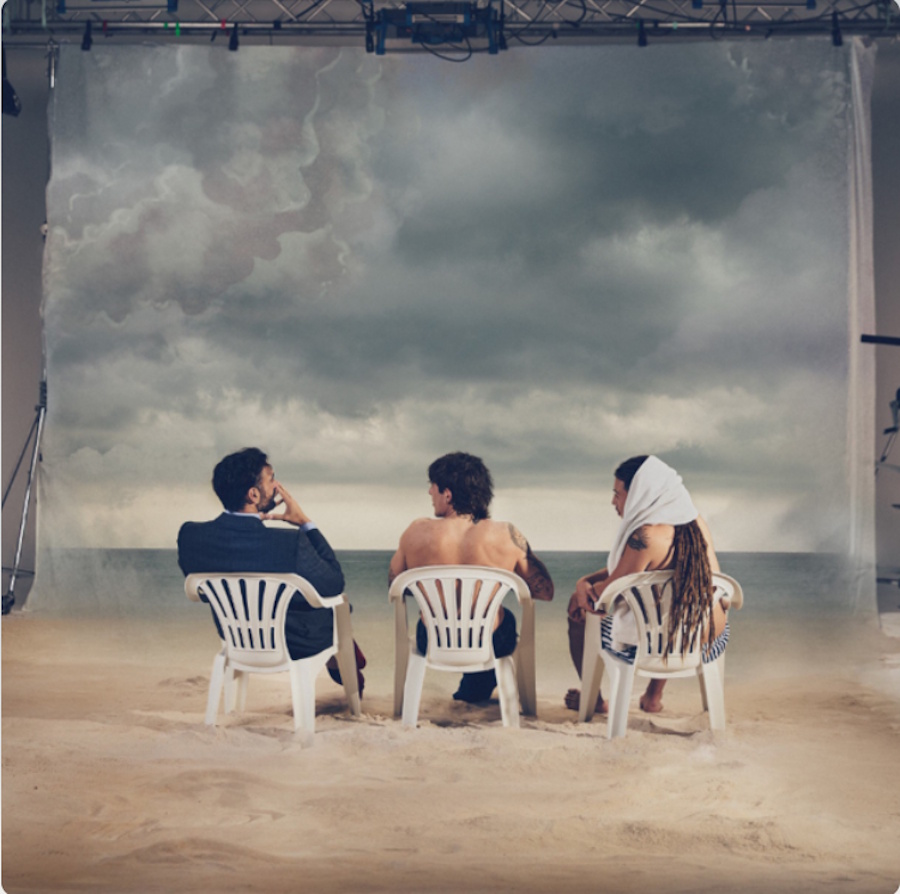 Marco Mengoni-Sto bene al mare