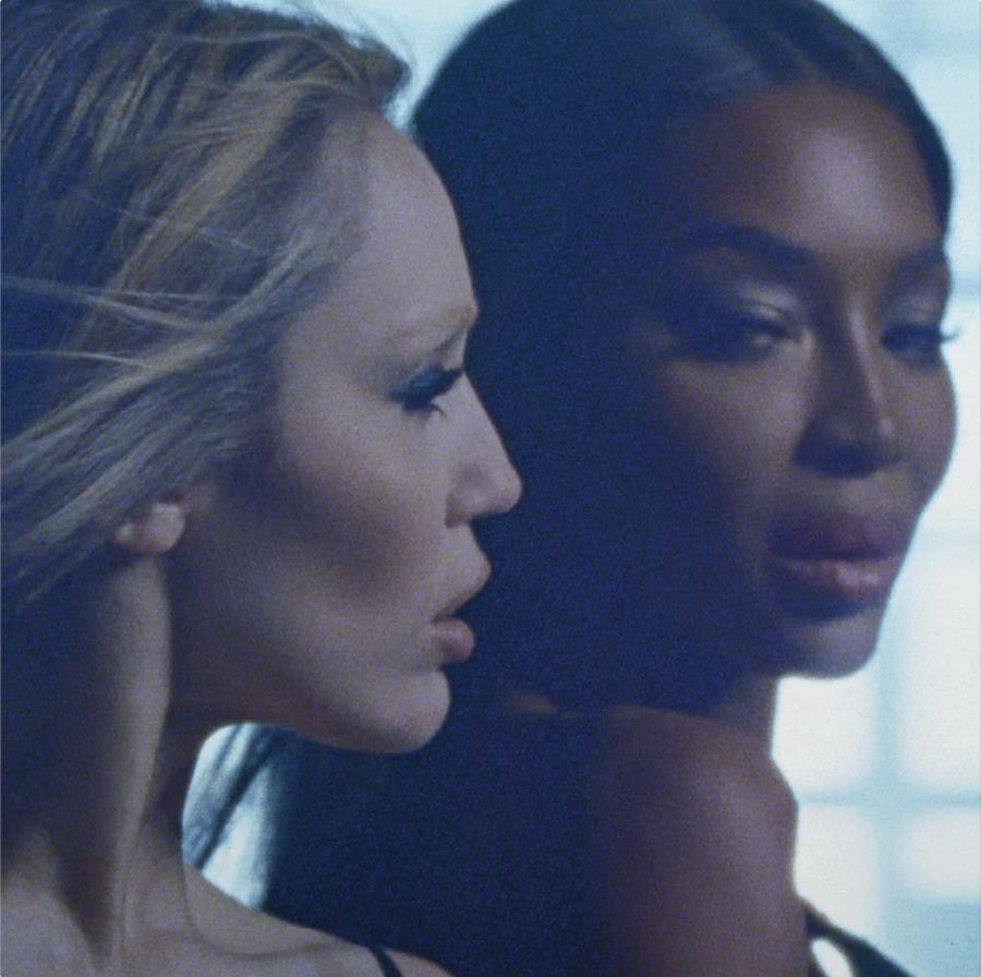 Miley Cyrus feat. Naomi Campbell «Every Girl You’ve Ever Loved» | Single Miley Cyrus-Naomi Campbell-Every Girl Youve Ever Loved