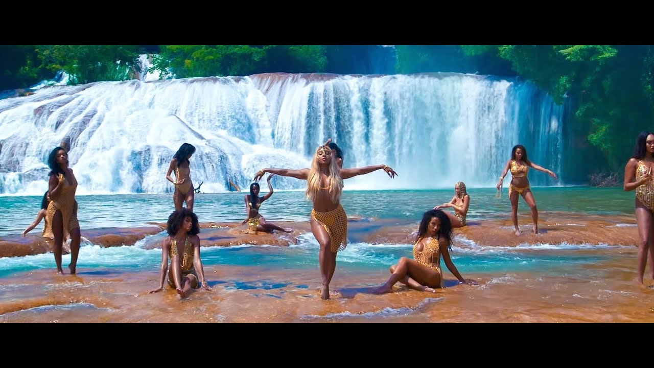 Willie X.O feat. Tory Lanez, Popcaan “Comfort You” | Video Premiere Willie X.O feat. Tory Lanez, Popcaan “Comfort You” | Video Premiere