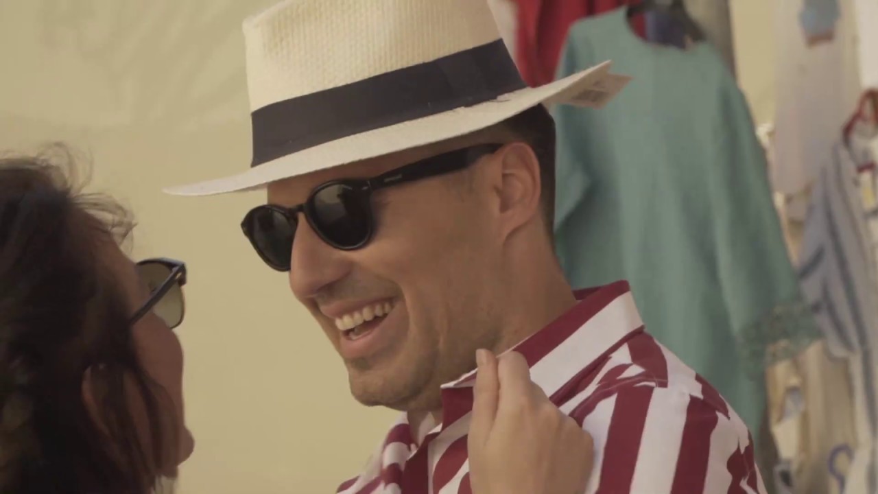 Αδάμ Τσαρούχης “Που και που” | Video Premiere Αδάμ Τσαρούχης “Που και που” | Video Premiere
