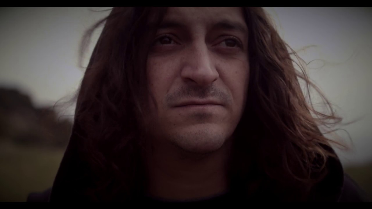 Φώτης Ανδρικόπουλος “Αδιάβροχο” | Video Premiere Φώτης Ανδρικόπουλος “Αδιάβροχο” | Video Premiere