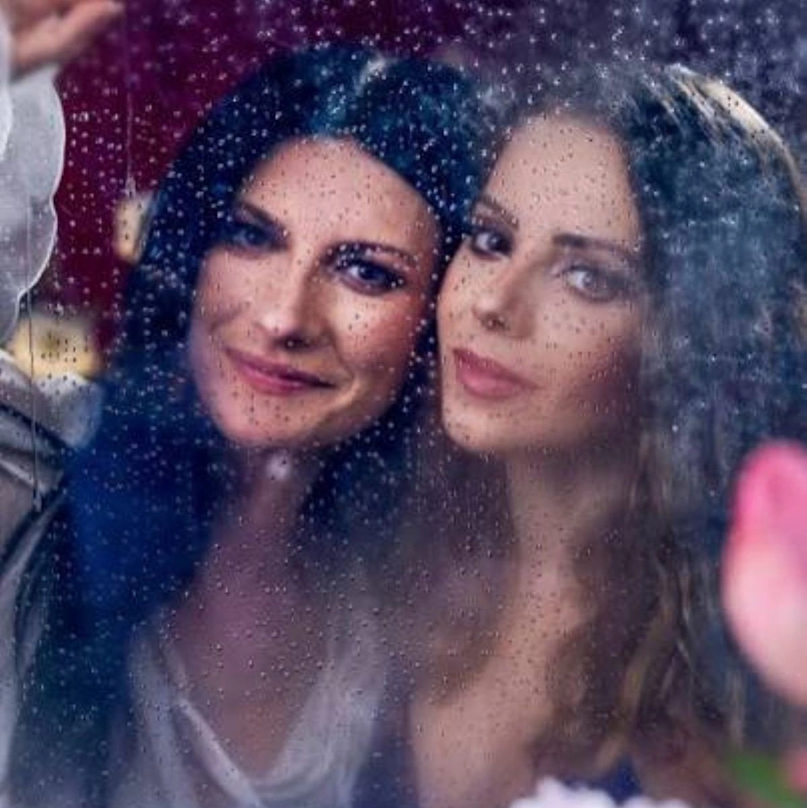Laura Pausini-Sandy–Quando chove