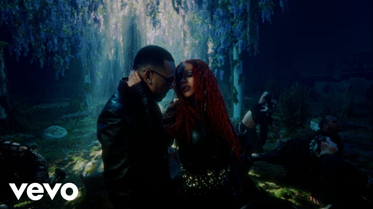 Christina Aguilera, Ozuna “Santo” | Video Christina Aguilera, Ozuna “Santo” | Video